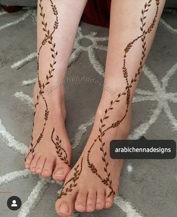 Bridal Mehndi Design For Legs 5