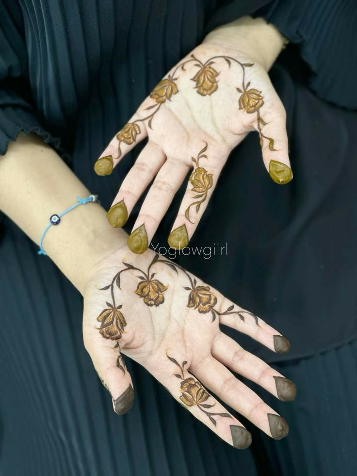 Unique Mehndi Designs 2